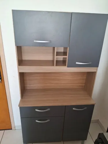 Armario de cozinha semi novo