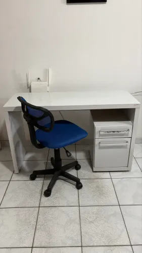 Bancada e cadeira para computador/escritório