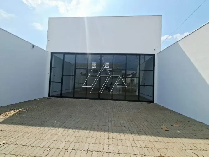 Barracão Comercial 350 m² Locação Próximo ao Centro Marília/SP