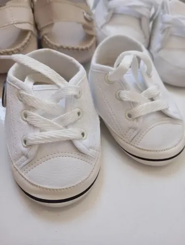 SAPATINHOS MASCULINO (OS TRÊS PARES POR 20,00)