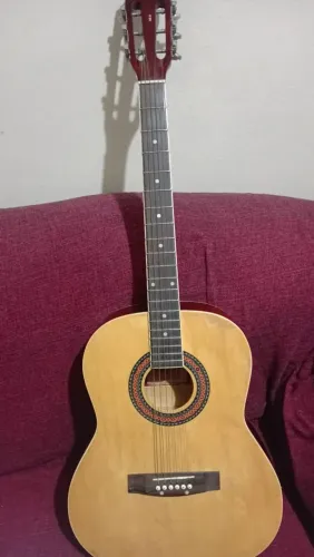 Violão Novo elétrico com as cordas boas funcionando perfeitamente por 550