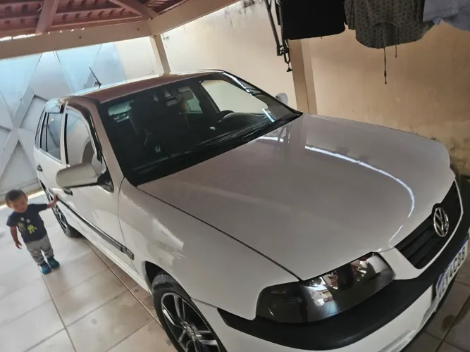 Volkswagen Gol Geração III Power 1.6 MI Total Flex Mec. 4P 2003
