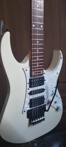 Ibanez GRG 250B( Troco por guitarra SG ou Les Paul)