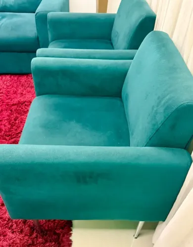 Jogo de sofá com poltronas