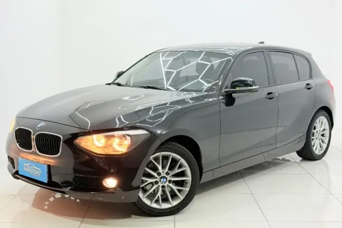 BMW 118IA / Urban/sport 1.6 TB 16V 170cv 5P 2012