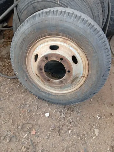 Roda de ferro com câmera 