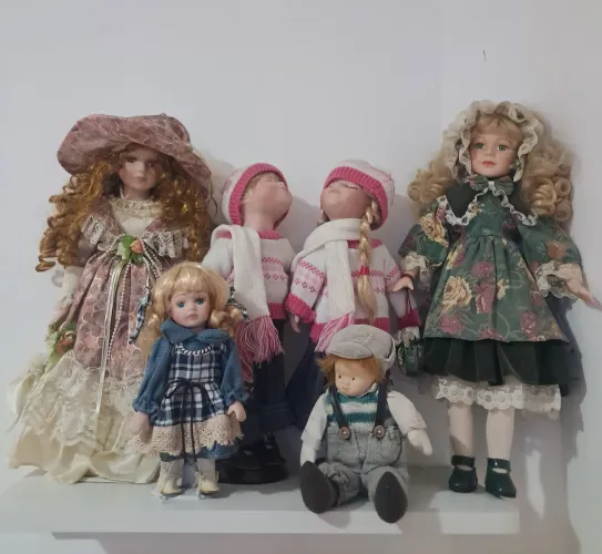 Bonecas de porcelana antigas ( LOTE )