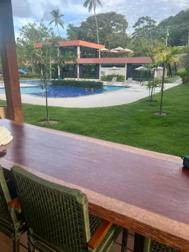 PARIA DOS CARNEIROS - Apartamento 64 m² com 2 quartos 1 suíte, deck gourmet de 20m² frente