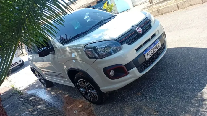 Fiat Uno Sporting 1.3 Flex 8V 5P 2017