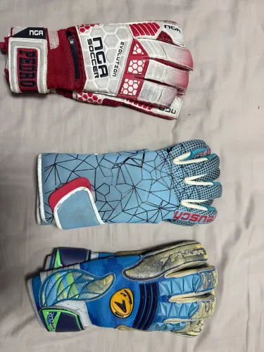LUVAS DE GOLEIRO - PROFISSIONAL