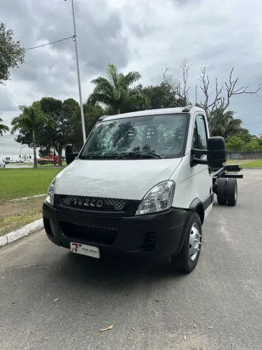 Iveco Daily Chassi 70c17 3.0 16V Diesel Mec. 2P (e5) 2014
