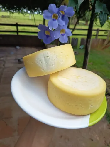 Queijo Caipira Curado *