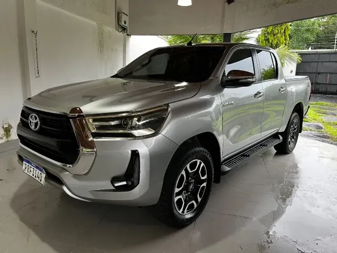 Toyota Hilux CD SRV 4X4 2.8 TDI Diesel Aut. 2017