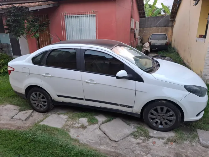 Fiat Grand Siena Essence 1.6 Flex 16V 2017