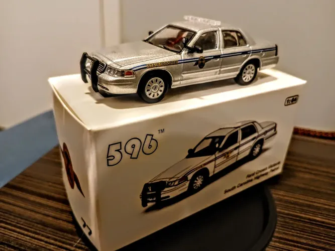 Miniatura 596 Models Ford Crown Victoria South Carolina 1/64