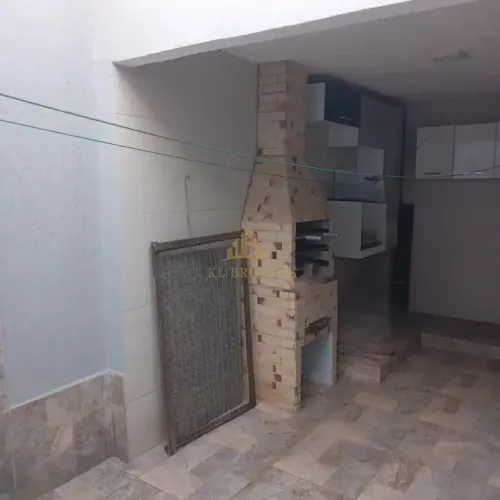 Casa Linear no Vila Rica com 02 quartos, sala, banheiro, cozinha, churrasqueira, garagem c