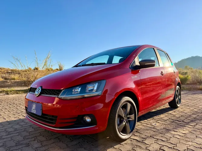Volkswagen Fox Rock IN RIO 1.6 MI Total Flex 8V 5P 2016