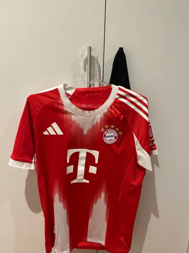 Camiseta bayern de Munique modelo jogador 2025