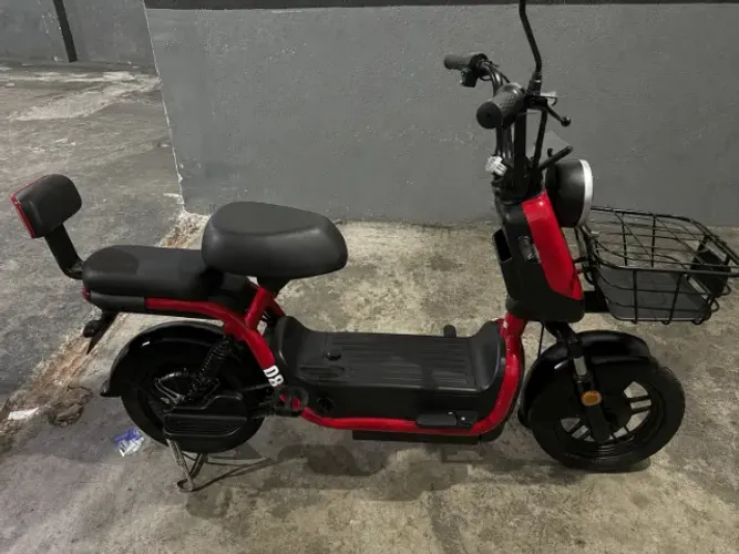 Scooter Elétrica AIMA Kuyan
