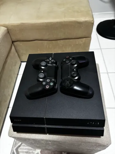 Ps4 500GB completo