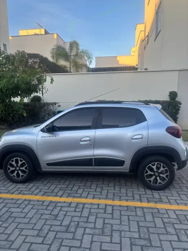Renault Kwid Outsider 1.0 Flex 12V 5P Mec. 2023