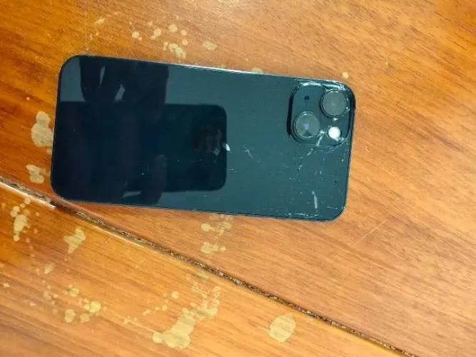 iPhone 13