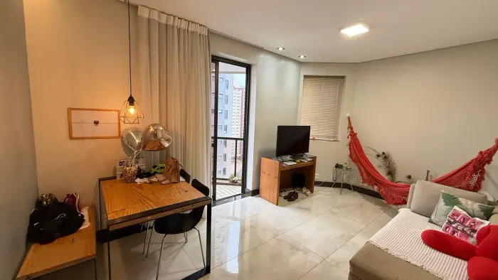 Alugo excelente flat mobiliado 49m2 1 quarto sala cozinha banheiro e 1 vaga, na Savassi