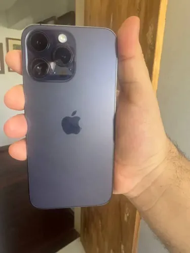 iPhone 14 Pro Max modelo americano 128 gb troca só por Samsung s24 ultra titânio natural 