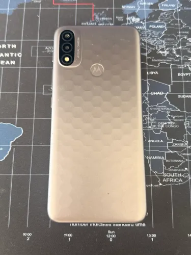 Motorola E20