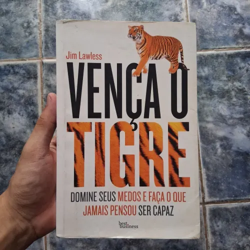Livro Usado Vença o Tigre - Jim Lawless