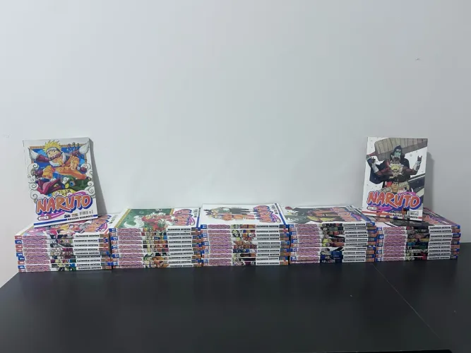 Coleção Completa de Mangás do Naruto: Vol. 1-50