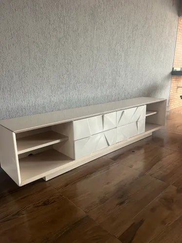 Lindo Rack branco 2,40 m