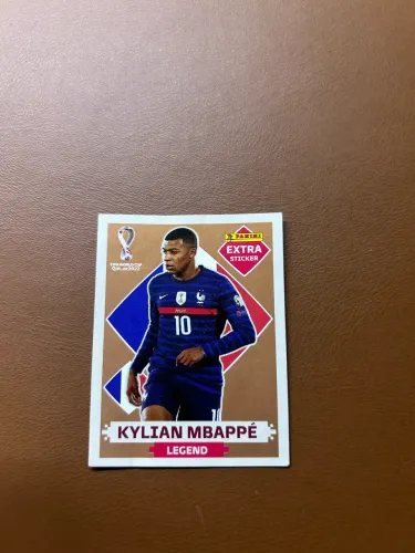 MBAPPÉ LEGEND BRONZE 2022