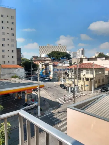 ACLIMAÇÃO - Apartamento · 82m² · 2 Quartos (1 com sacada e 1 com armários embutidos) · 1 V