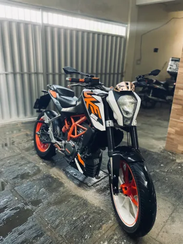 KTM DUKE 200 a venda ?