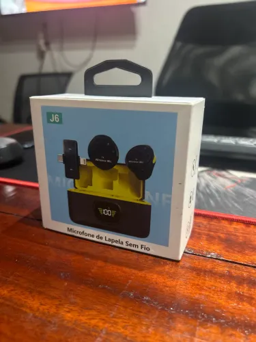 Microfone de Lapela J6