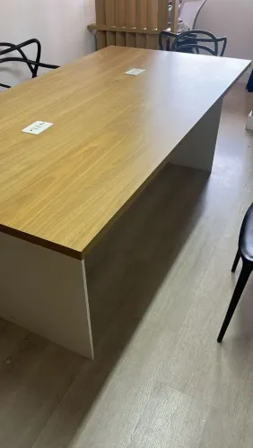 Mesa de reunião / escritório