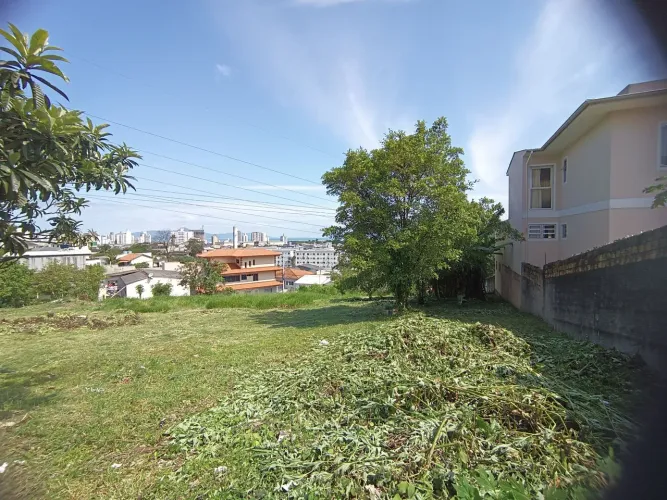 Terreno ao lado do Kobrasol no Roçado