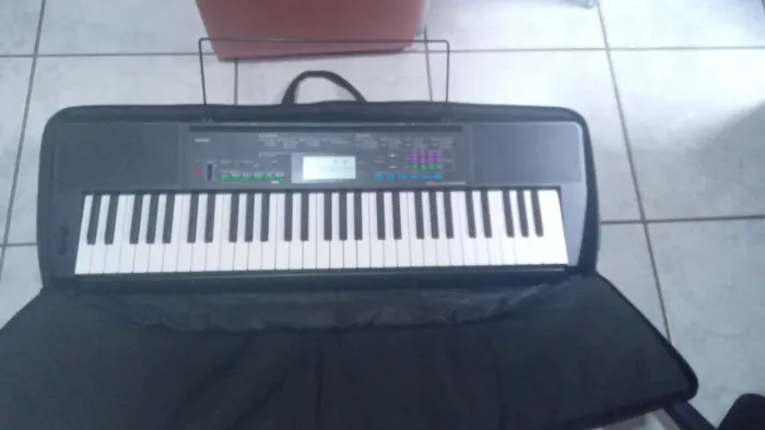 Teclado CASIO