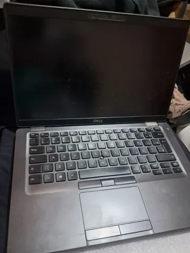 DELL 5400 i5 8° GERAÇÃO funciona mas eata sem HD memoria fonte