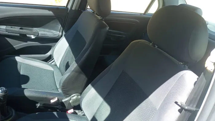 Volkswagen Voyage 1.0/1.0 City MI Total Flex 8V 4P 2013