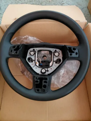 Volante vectra 2008 EXCELENTE ESTADO. SEM COMANDOS DE VOLANTE