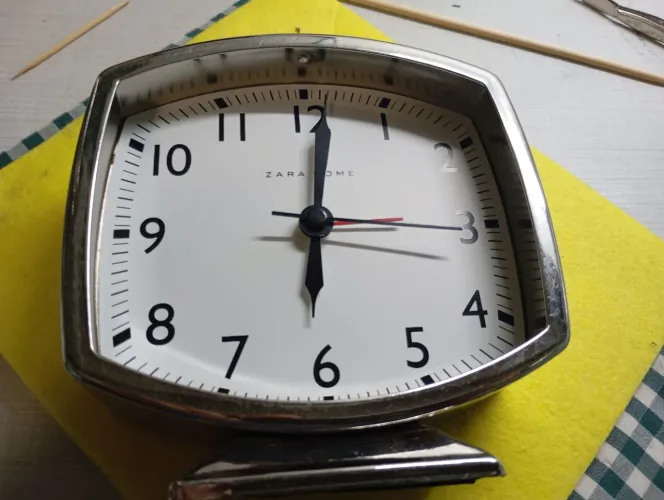 Relógio despertador ZARA HOME não funciona