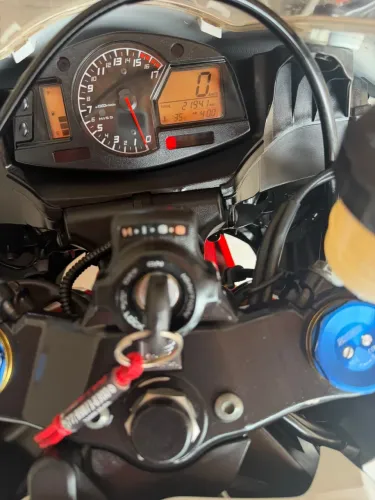 Cbr rr 600 Ano 2013/2014 Km 21900 original