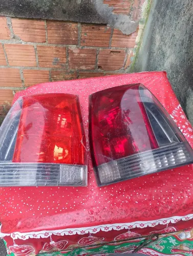 Lanterna traseira do Palio 