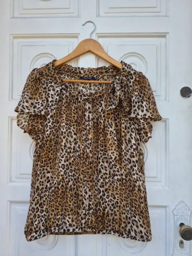Blusa seda animal print