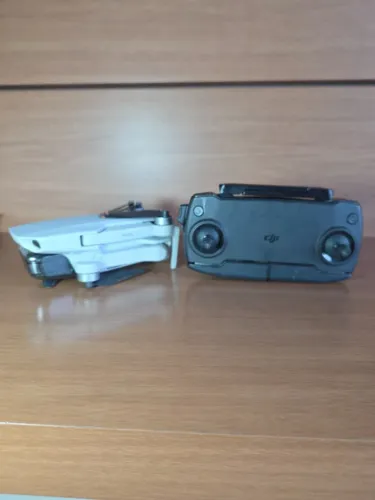 DJI Mini SE com 3 Baterias