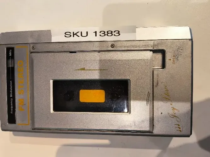 UNISEF TU-2 CASSETTE PLAYER PARA PEÇAS OU POSSÍVEL RESTAURO( JAPAN)