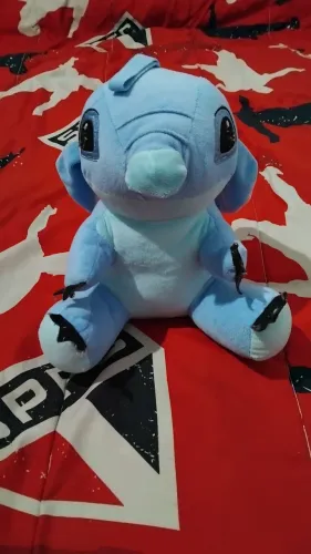 Pelucia Stitch (35 cm) em bom estado