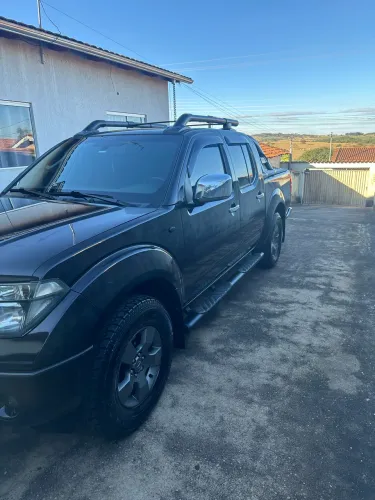 Nissan Frontier LE Attack CD 4X4 2.5 TB Die.aut 2013